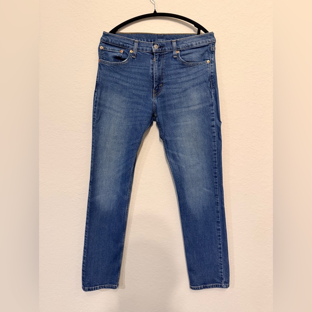Levi's Men's Slim Straight 511 Jeans in Medium Blue Wash